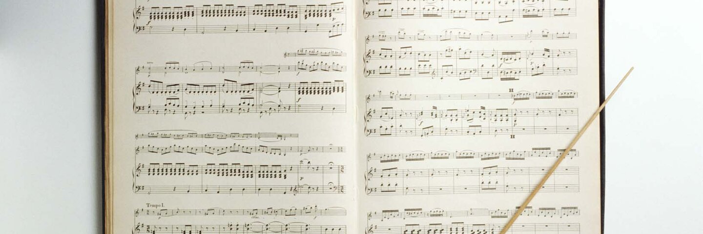 score-like-the-masters-contemporary-techniques-muscx483-3